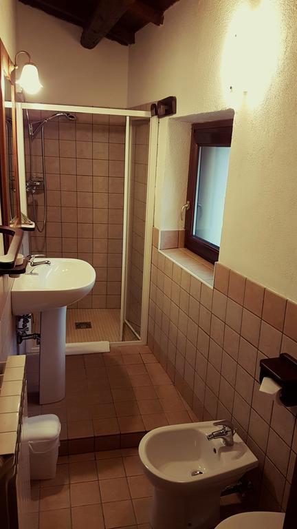 Il Fienile Villa Barete Екстериор снимка